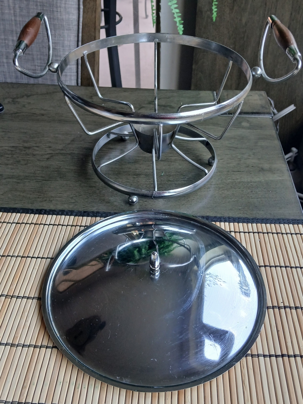 Stainless Steel Chafing Dish Stand with Lid - Silver